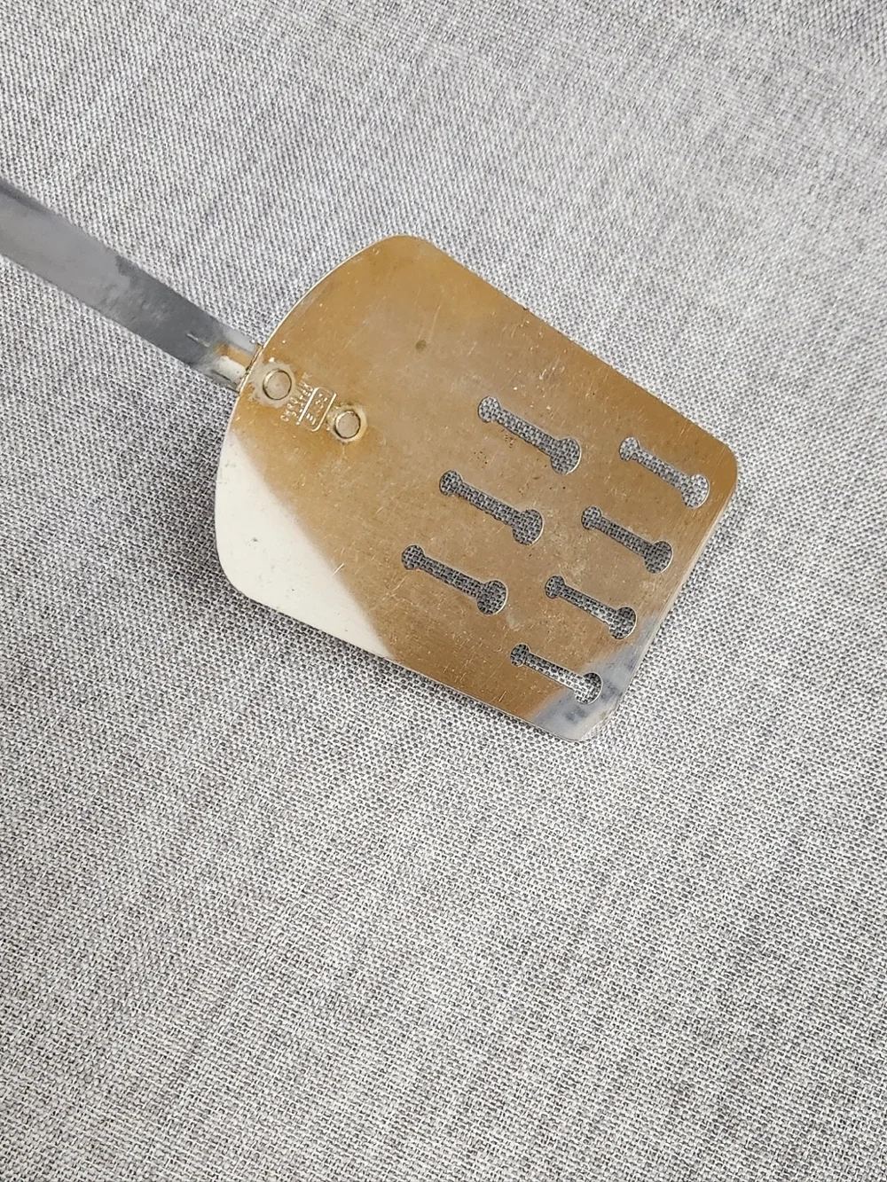 Vintage Ekco Stainless Steel Slotted Spatula White Handle.